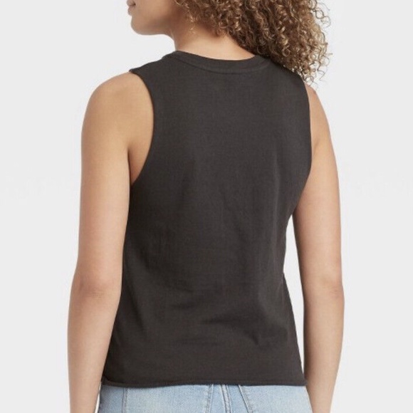 2/$20 🙌🏻 Rolling Stones cut off tank top - BLACK - Picture 2 of 3